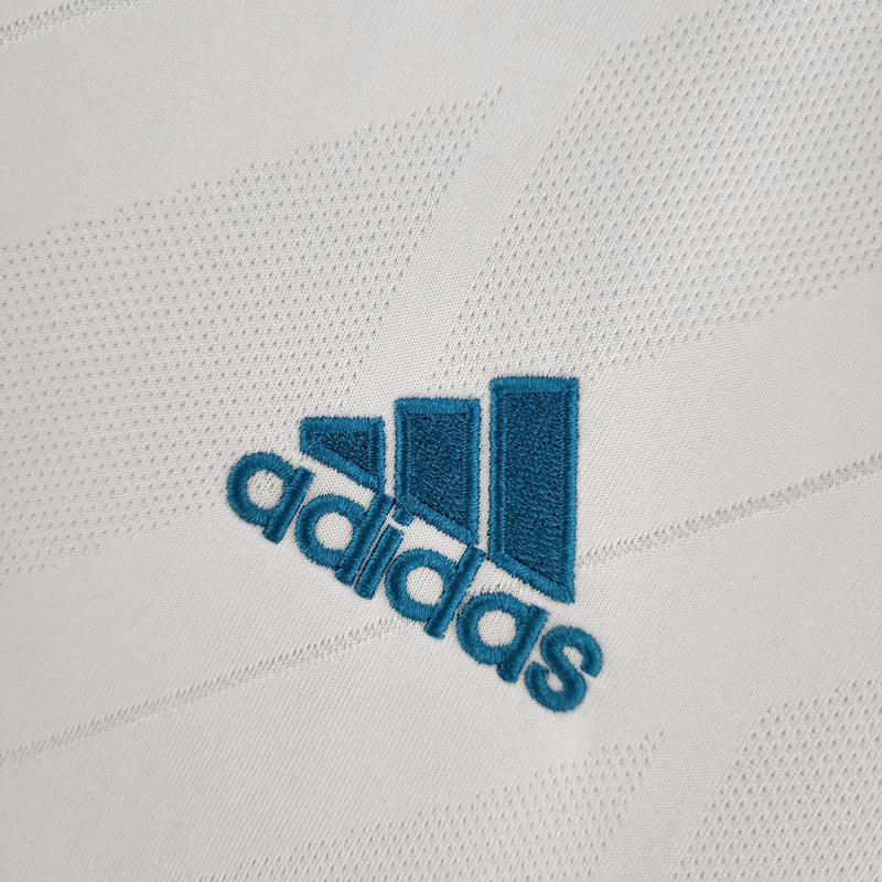 Camisa Retrô Real Madrid I 17/18 - Masculina - Branca com detalhes em azul