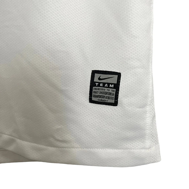 Camisa Retrô Inter de Milão II 2009/2010 - Masculina - Branca