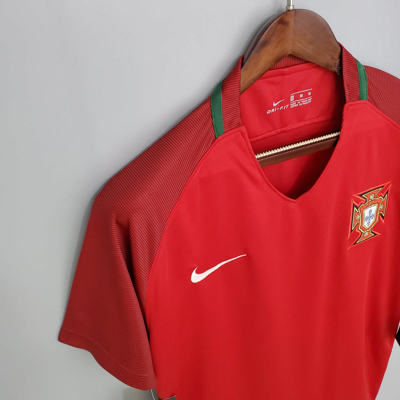Camisa Retrô Seleção Portugal 2016/17 Home