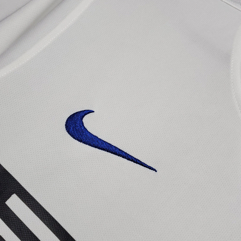 Camisa Retrô Inter de Milão II 2010/2011 - Masculina - Branca