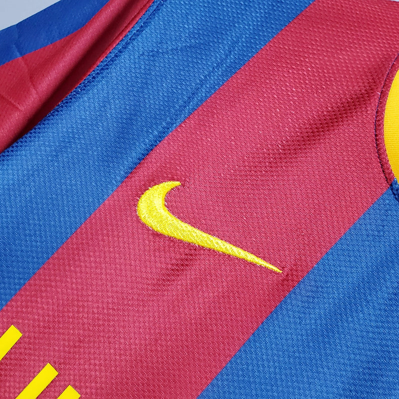 Camisa Retrô Barcelona I 10/11 - Masculina - Azul e vermelha com detalhes em amarelo