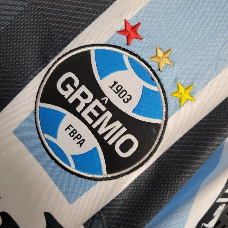 1997/1998 - Masculina Penalty - Azul e preta com patrocínio Ironcryl