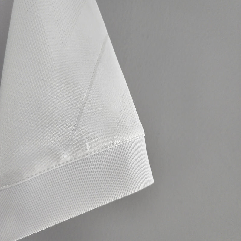 Camisa Retrô Real Madrid I 17/18 - Masculina - Branca com detalhes em azul