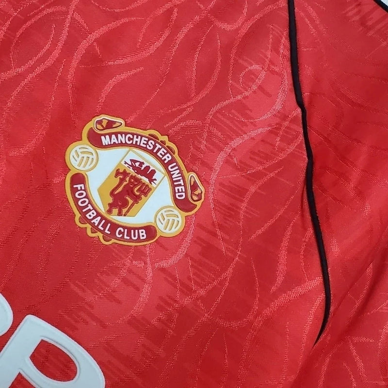 Camisa Retrô Manchester United I 1992 - Masculina - Vermelha com detalhes em branco