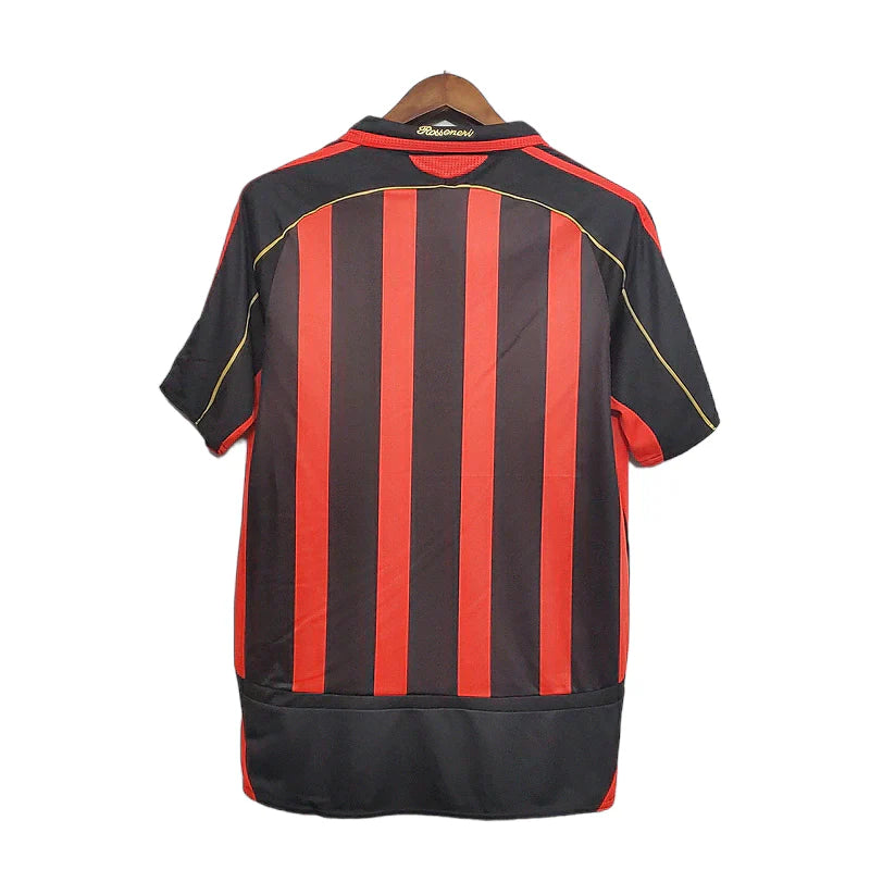 Camisa Retrô Milan 2006/2007 - Masculina - Vermelha e preta