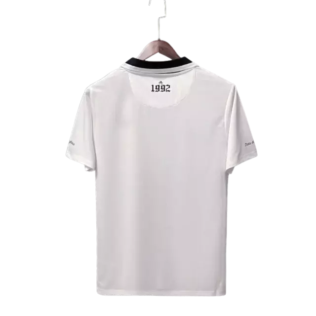 Camisa Santos Charlie Brown Jr 2022/23 -UMBRO Branca - Torcedor Masculina