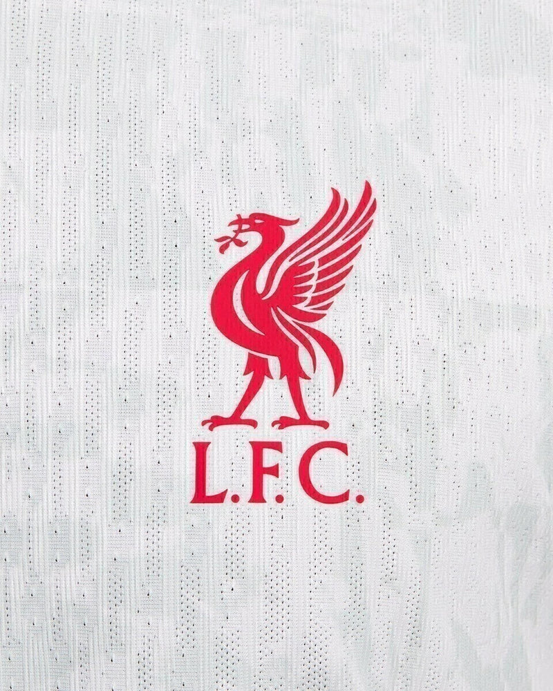 Camisa Liverpool III 24/25 - Torcedor Masculina - Branca com detalhes em vermelho e cinza