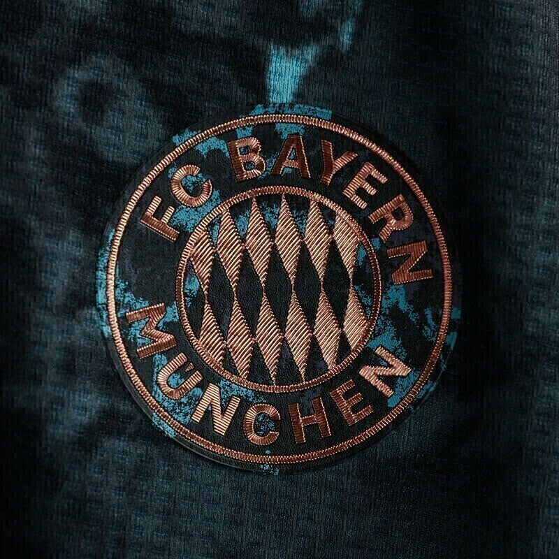 Camisa Bayern de Munique II 24/25 - Torcedor Masculina - Preta e verde