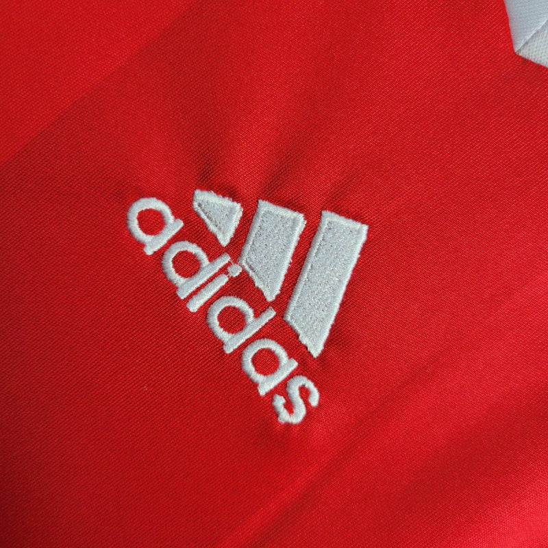 Camisa Retrô Liverpool Edição Champions League I 2008/2009 - Masculina - Vermelha com detalhes em branco
