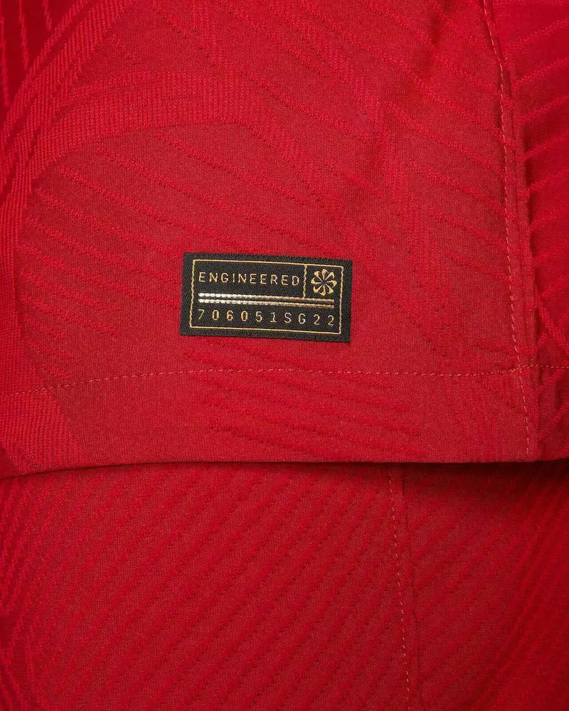 Camisa Liverpool I 23/24 - Torcedor Masculina - Vermelha com detalhes em branco
