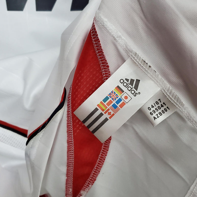 Camisa Retrô AC Milan 2006/07 Away - Edição Final Champions - N° 22 Kaká