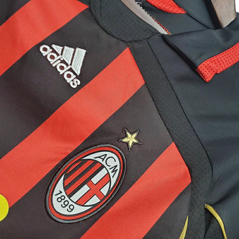 Camisa Retrô Milan 2006/2007 - Masculina - Vermelha e preta