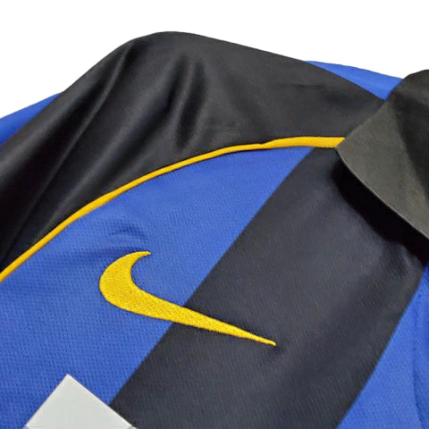 Camisa Retrô Inter de Milão I 2001/2002 - Masculina - Azul e preta