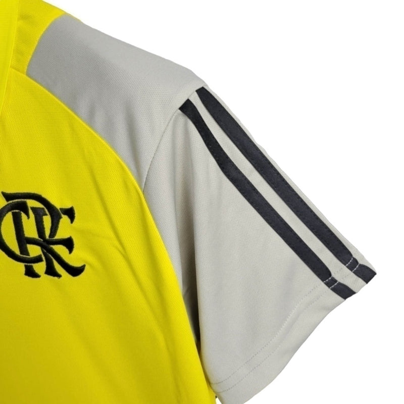 Camisa Flamengo Treino 24/25 polo - Torcedor Masculina - Amarela com detalhes em preto e cinza