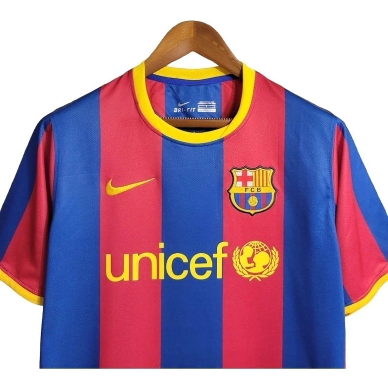 Camisa Retrô Barcelona I 10/11 - Masculina - Azul e vermelha com detalhes em amarelo