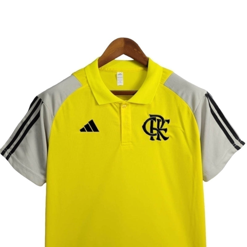 Camisa Flamengo Treino 24/25 polo - Torcedor Masculina - Amarela com detalhes em preto e cinza