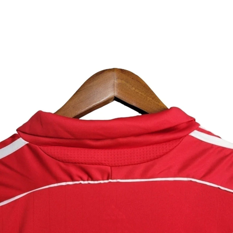 Camisa Retrô Liverpool I 2006/2007 - Masculina - Vermelha com detalhes em branco