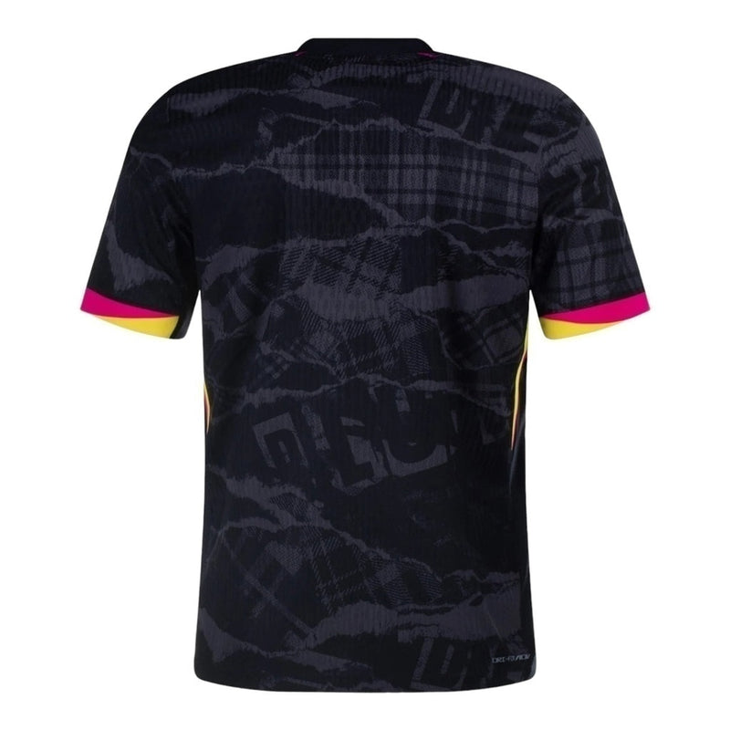 Camisa Chelsea III 24/25 - Torcedor Masculina - Preta com detalhes em rosa e amarelo e cinza