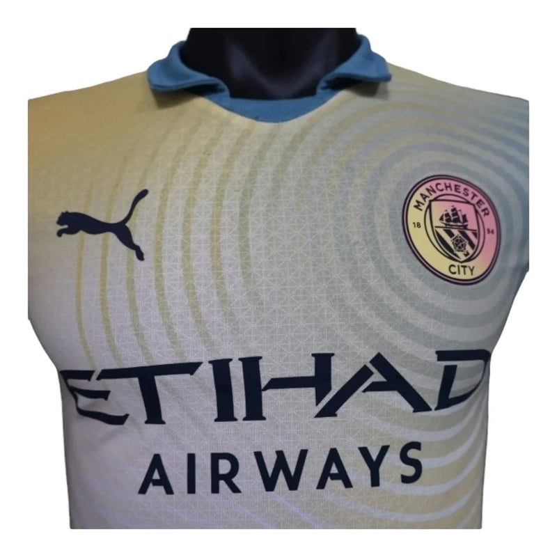 Camisa Manchester City Third 2024/25 Jogador Masculino - Creme, Azul e Rosa