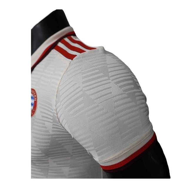 Camisa Bayern de Munique III 24/25 - Jogador Masculina - Bege com detalhes em vinho