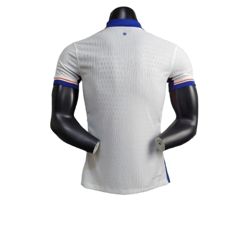Camisa Chelsea II 24/25 - Jogador Masculina - Branca com detalhes em azul e laranja